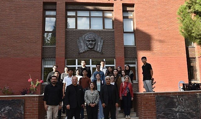 Ege Üniversitesi’nde Türk Dünyasının Geleceği Konuşuldu