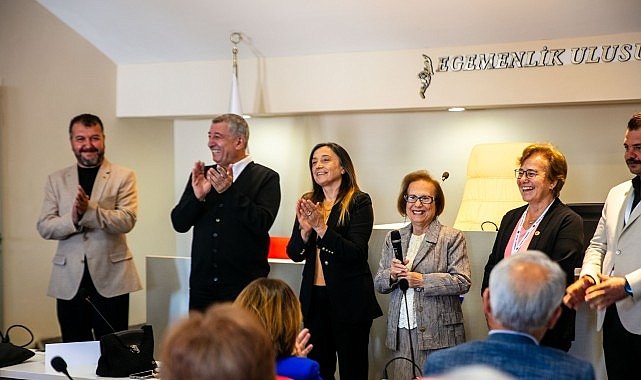 Güzelbahçe’de 3. Yaş Üniversitesi Yeni Dönem Heyecanı Başladı