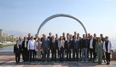 Karşıyaka’da Muhtarlar Günü Coşkuyla Kutlandı