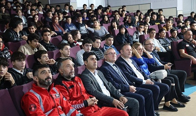 Kartepe’de Öğrencilere Afet Farkındalığı Eğitimi Verildi