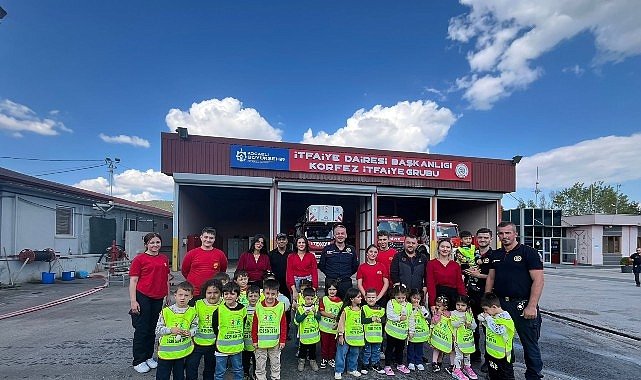 Kocaeli’de Minik Öğrenciler İtfaiyeciliği Keşfetti