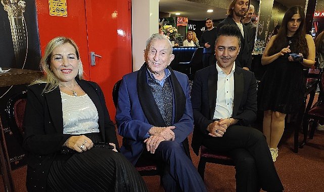 Haldun Dormen 98 Yaşında Yönetmen Koltuğunda Rekor Kırdı