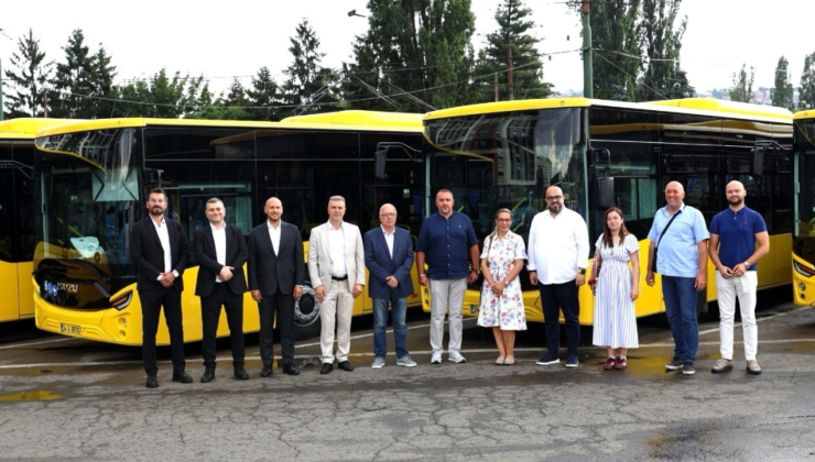 Anadolu Isuzu, Balkanlar’daki Faaliyetlerini Bosna Hersek Teslimatıyla Sürdürüyor